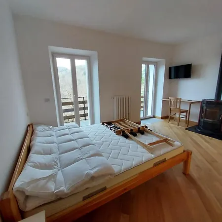 La Casa Nel Bosco Beb Alojamento de Acomodação e Pequeno-almoço 3*